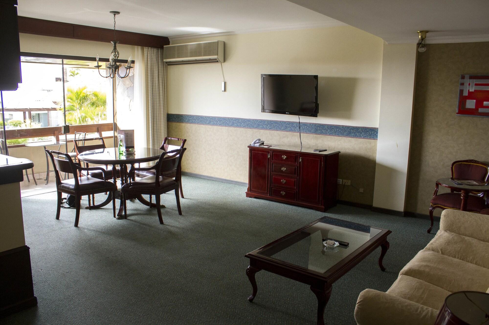 Apart Hotel Toborochi Санта Крус де ла Сиера Екстериор снимка