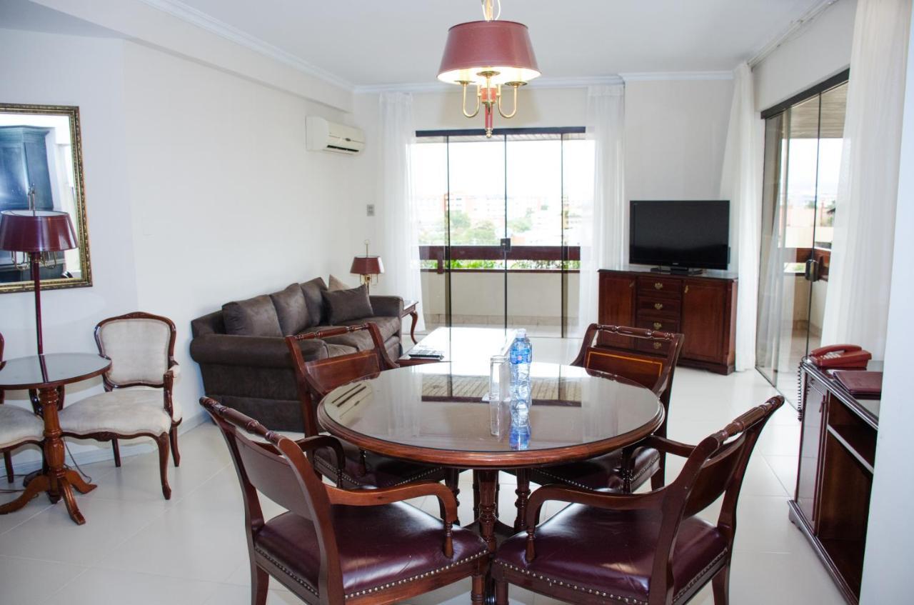 Apart Hotel Toborochi Санта Крус де ла Сиера Екстериор снимка