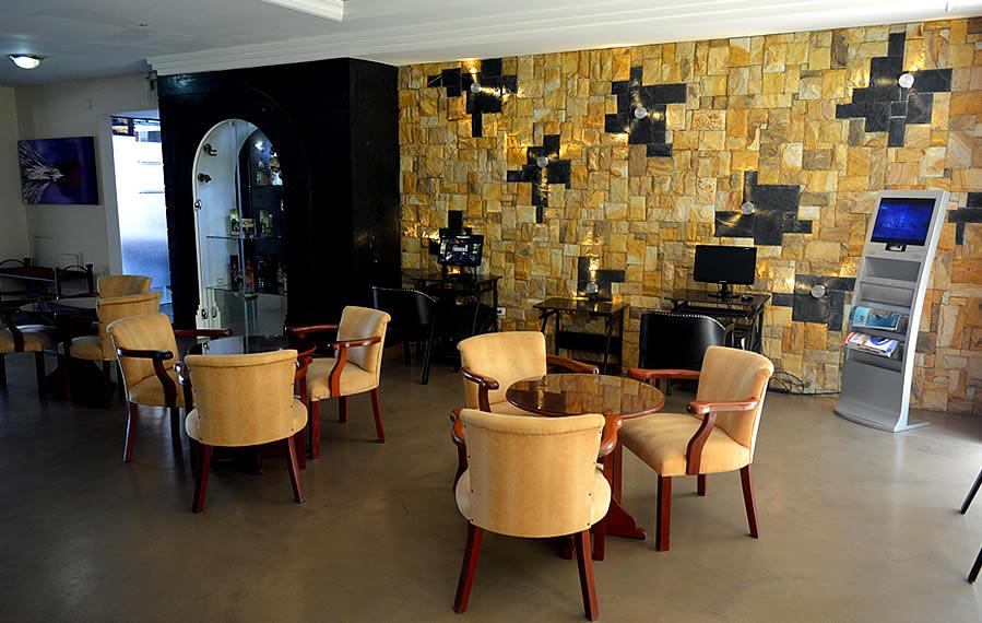 Apart Hotel Toborochi Санта Крус де ла Сиера Екстериор снимка